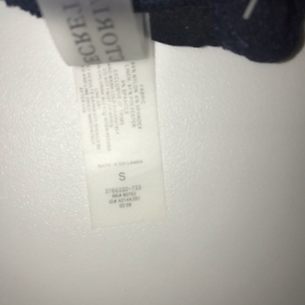 Victoria’s Secret Bandeau Black Red White - Picture 8 of 9